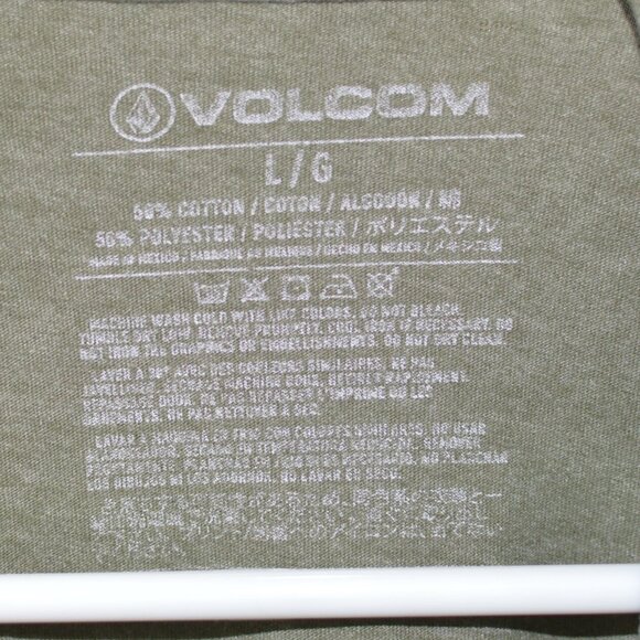 Mens Volcom Green T-Shirt Size L (50% cotton/50% polyester) - Picture 3 of 3